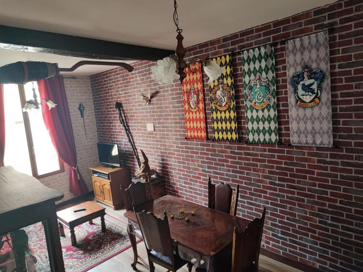 Ferienwohnung Le Dortoir D'Harry Potter Châlons-en-Champagne Exterior foto